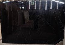BLACK MAQUINA